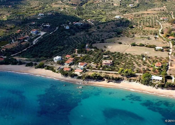 Seaside Summer Bliss - Aurora Luxury Pool Paradise